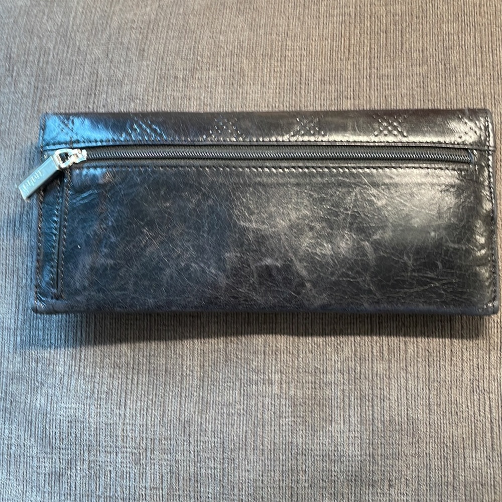 Hobo Wallet - Picture 2 of 7